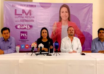 Presenta Lupita Medina propuestas a comunidad migrante
