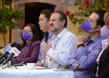 Un sólo día de campaña basta para ganar los comicios dice el PES, en referencia a Mejía y De Santiago