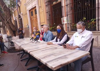 Santiago Creel da espaldarazo a Verver