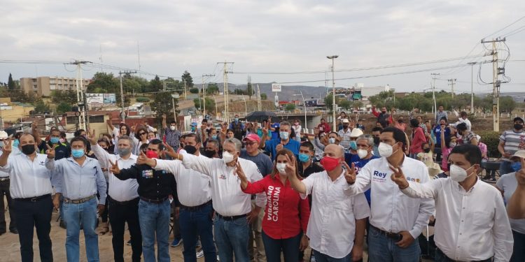 Barzón y estructura del PES apoyan a Verver, afirma candidato