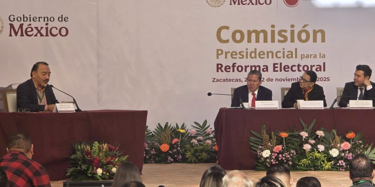 IEEZ justifica su existencia en el foro de la Reforma Electoral