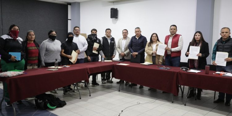 Normalistas y Seduzac llegan a acuerdos y se levanta bloqueo